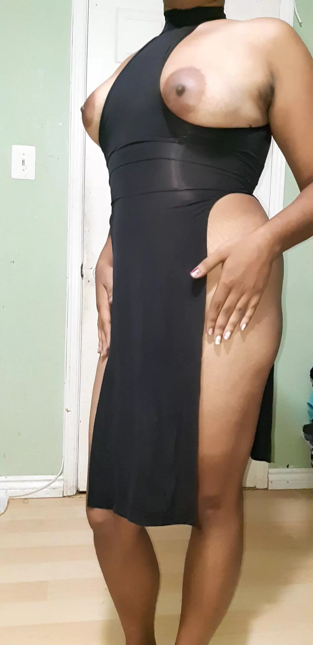 do you like my new dress 😛 (f) 33y