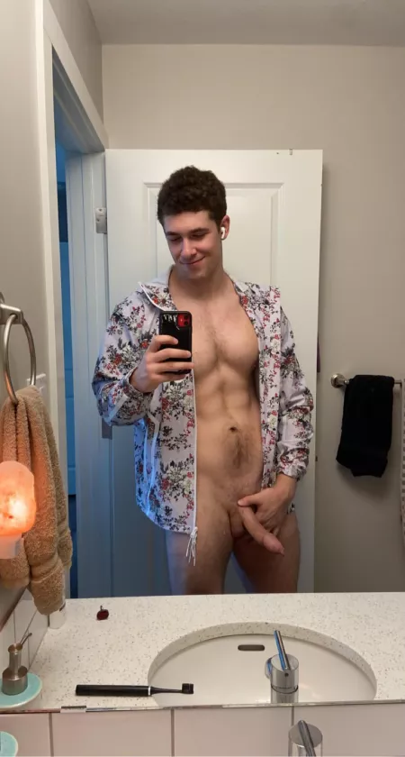 Do you like my new jacket?😊