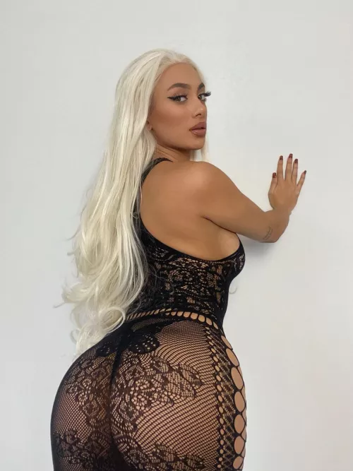 Do you like my outfit here 🥰