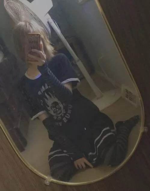 do you like my outfit? uwu