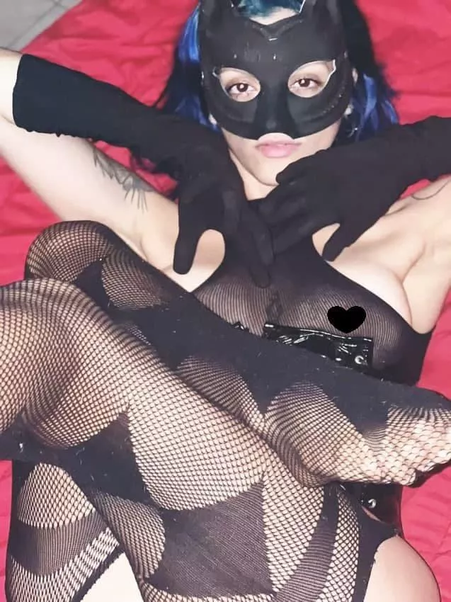 Do you like my outfit?