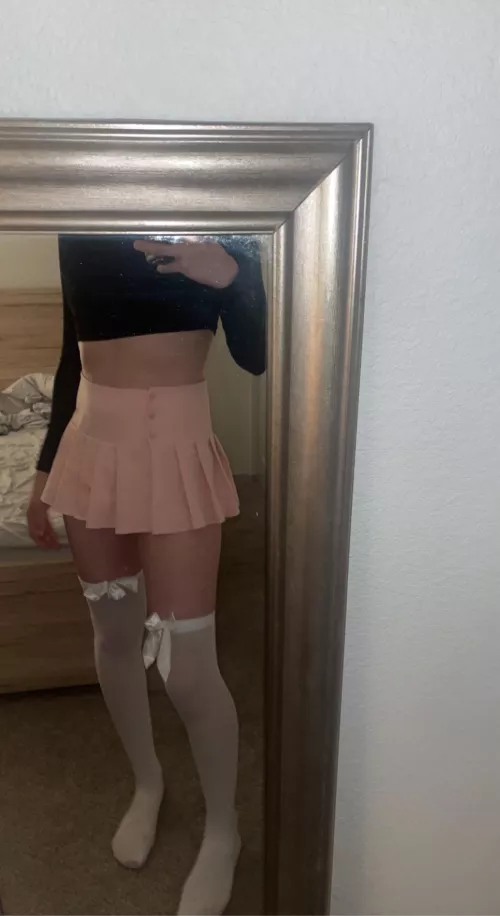 do you like my skirt? 🥺