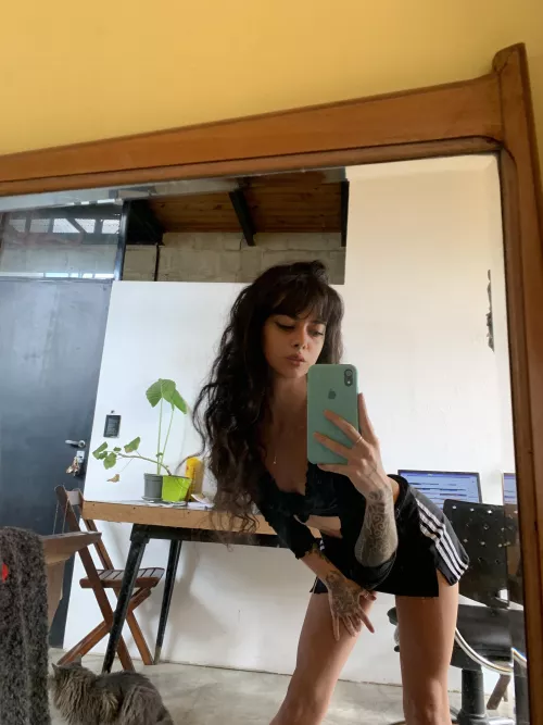 do you like my tennis skirt? :)