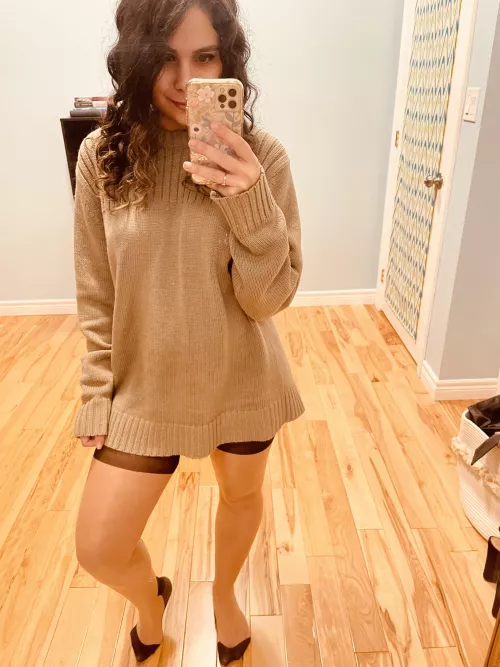 Do you like nylon legs?