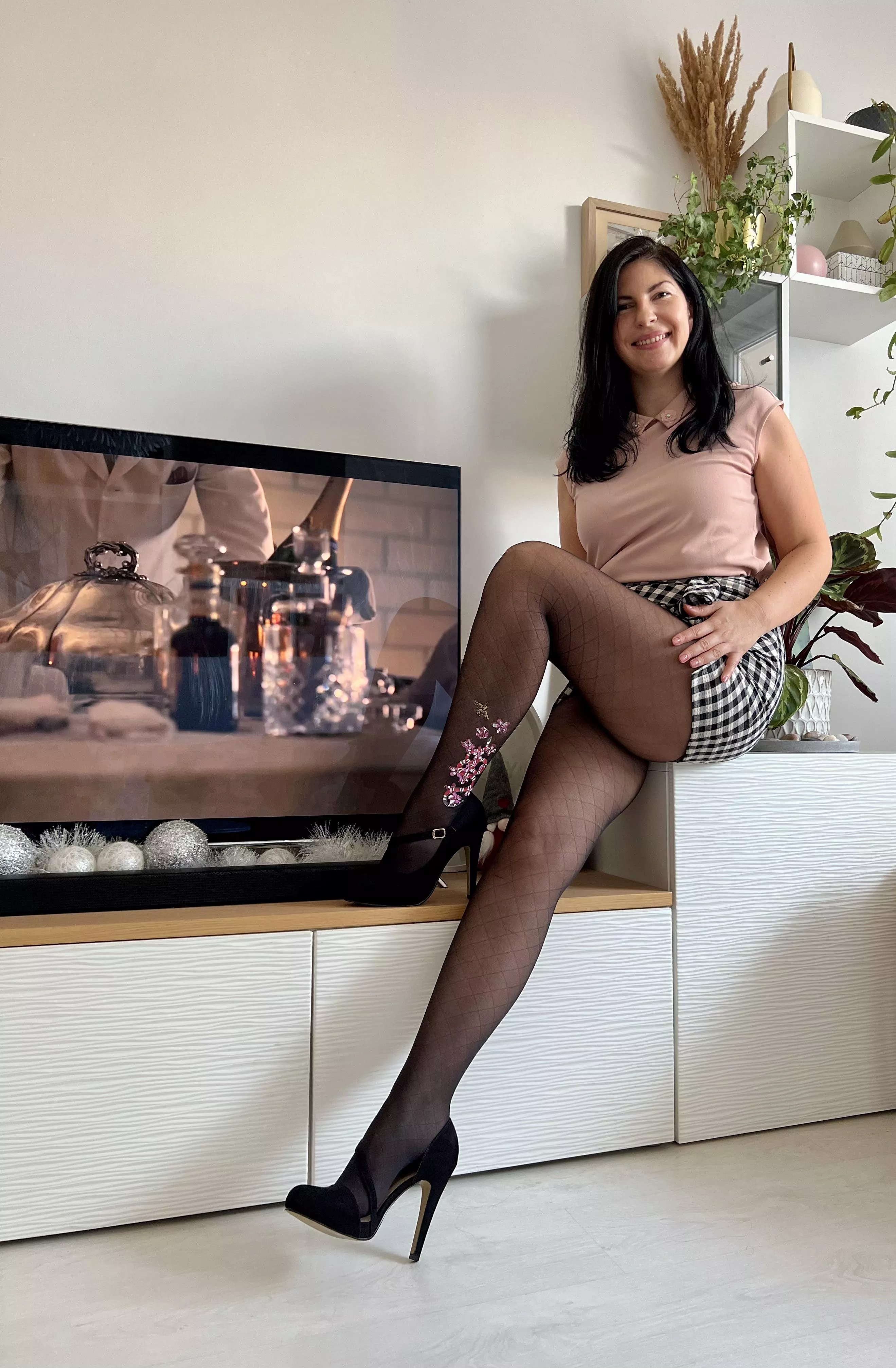 Do you like patterned pantyhose?