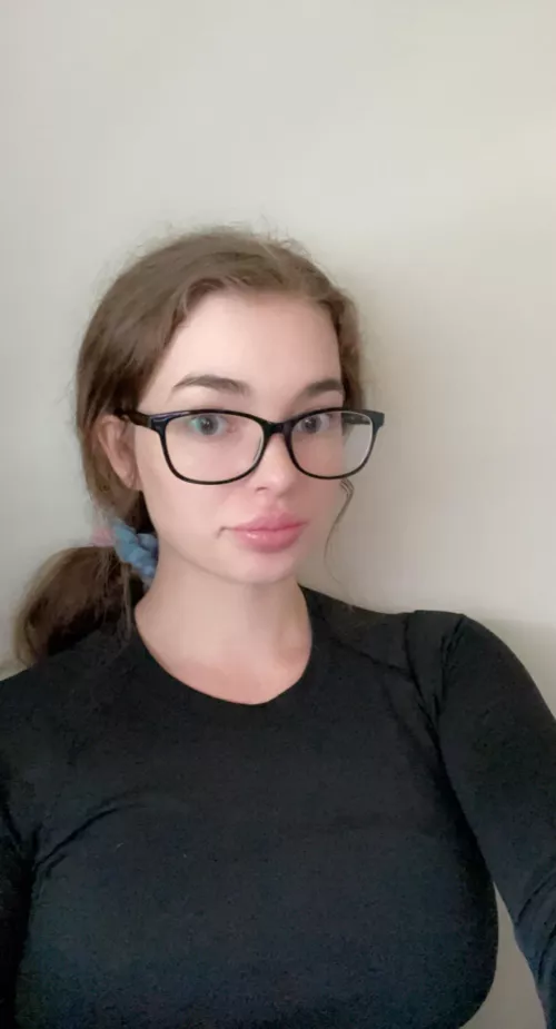 Do you like these glasses on me? 🤓