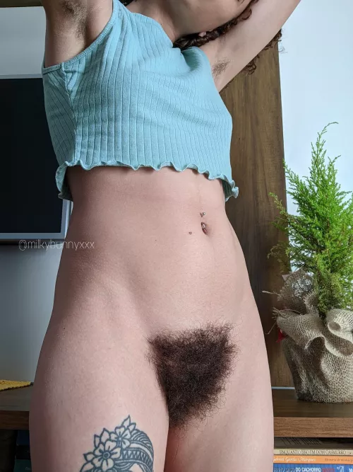 Do you like this thick bush? 💚