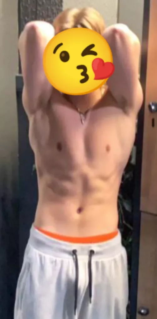 Do you like what you see😝