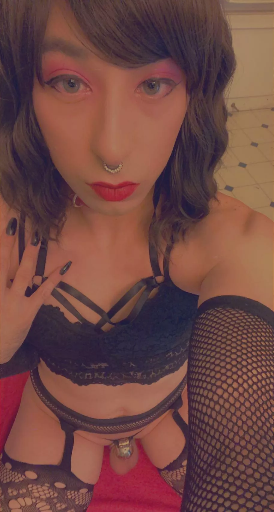 Do you like your girls caged and desperate? 😈