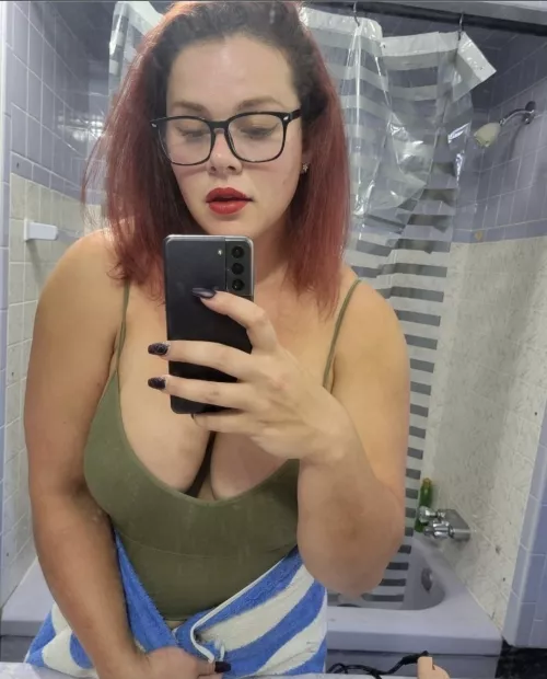 Do you make passes At girls who wear glasses?