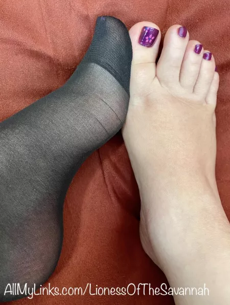Do you prefer my Nylon socks or my Fresh Pedi?! π