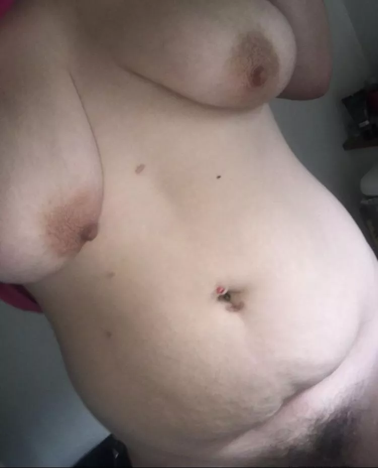 Do you think I'm a milf?🤪