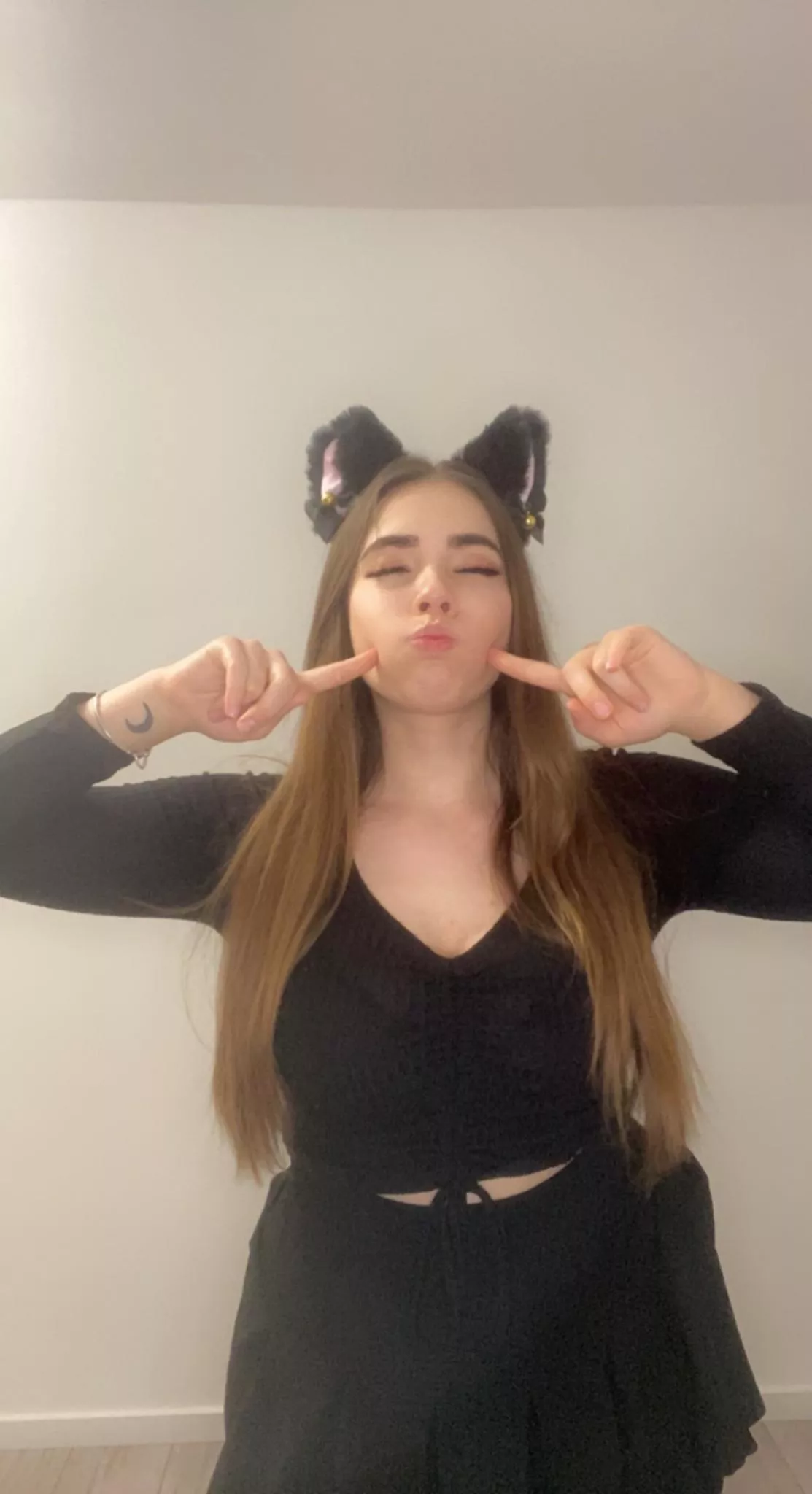 Do you think I’m cute?💕