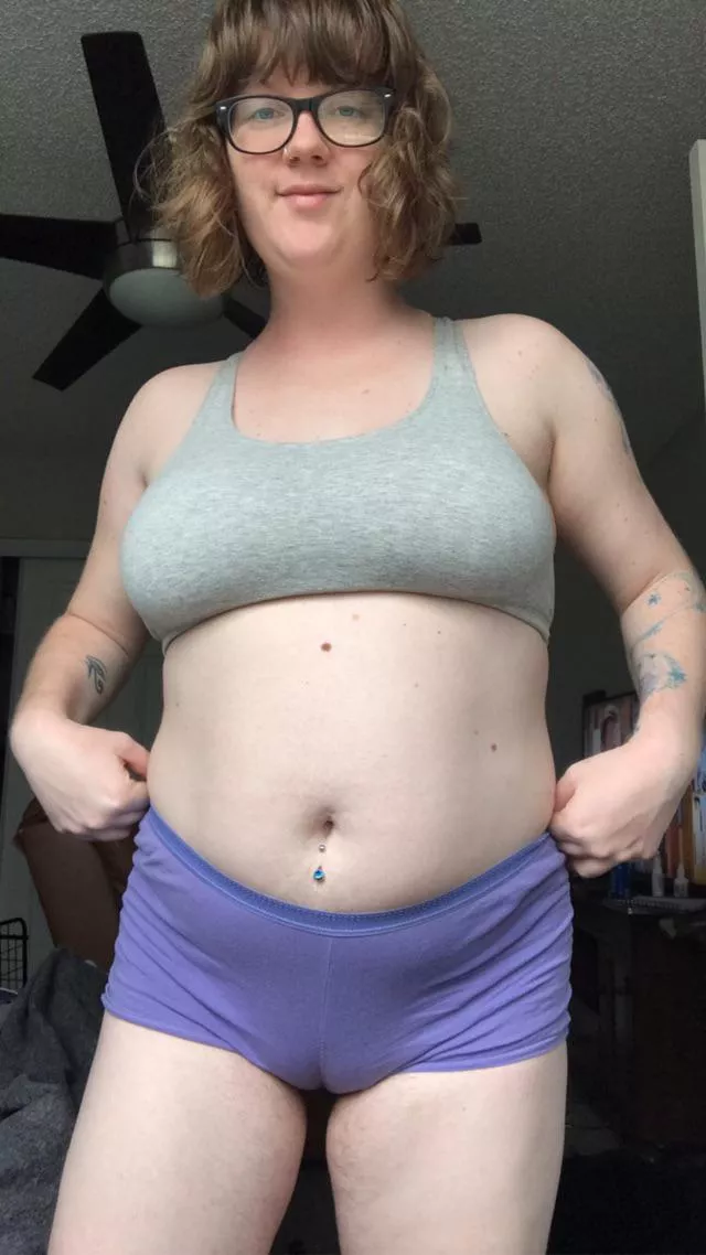 Do you wanna taste my puffy pussy daddy? 😍😛💦