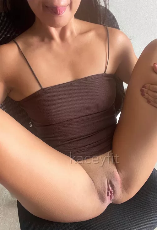 Do you want a taste of my sweet pussy?