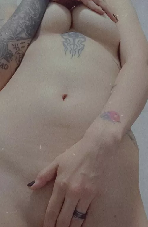 Do you want this tiny and hot body just for you? [Selling] - Cock rates and more, I have discounts In GFE this weekend, come here and find a nice and hot girl ready to you daddy / kik: Kattvon