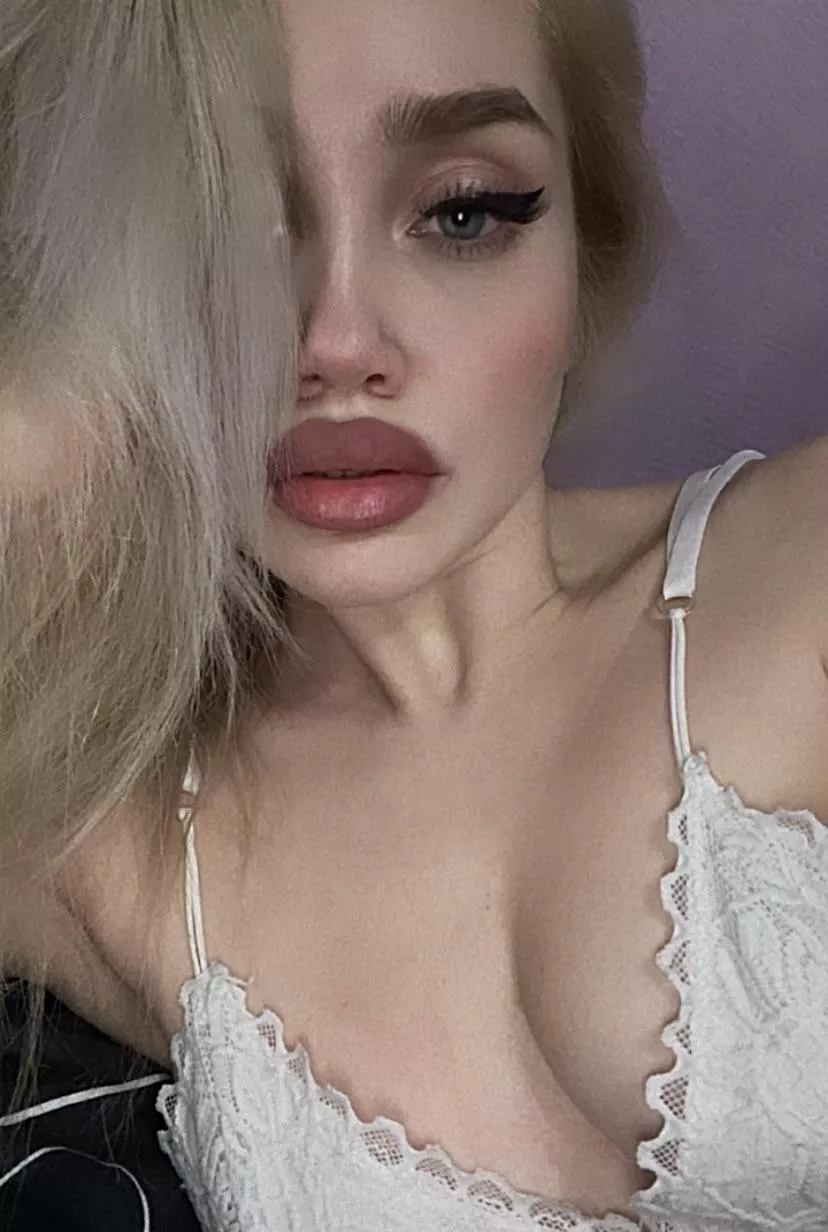 do you want to spend the evening with me? do you want to spend the evening with me?