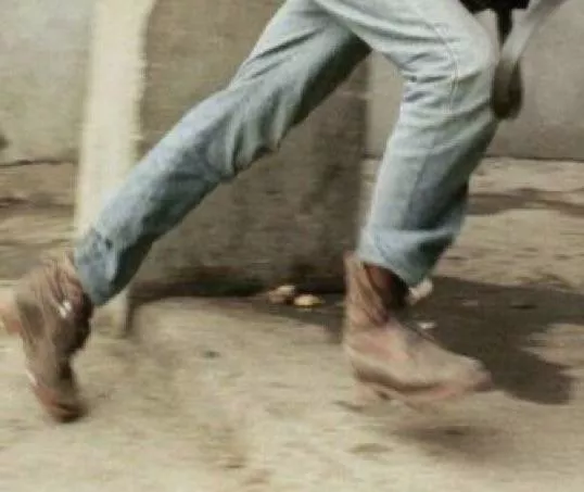 Does anyone have an idea what kind of boot this is? Unfortunately i don’t have a clearer image