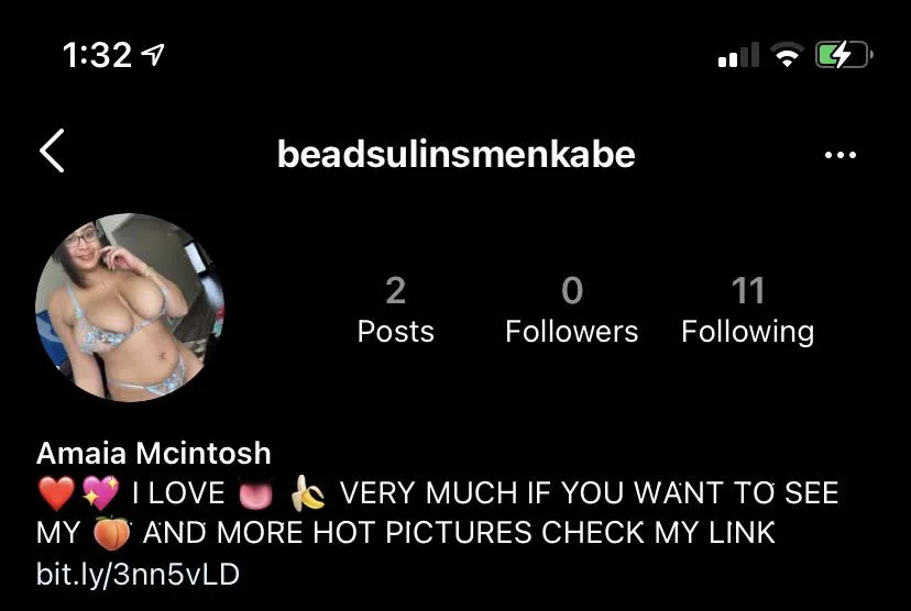 Does anyone know who this is people keep making fake accounts with her pictures Does anyone know who this is people keep making fake accounts with her pictures