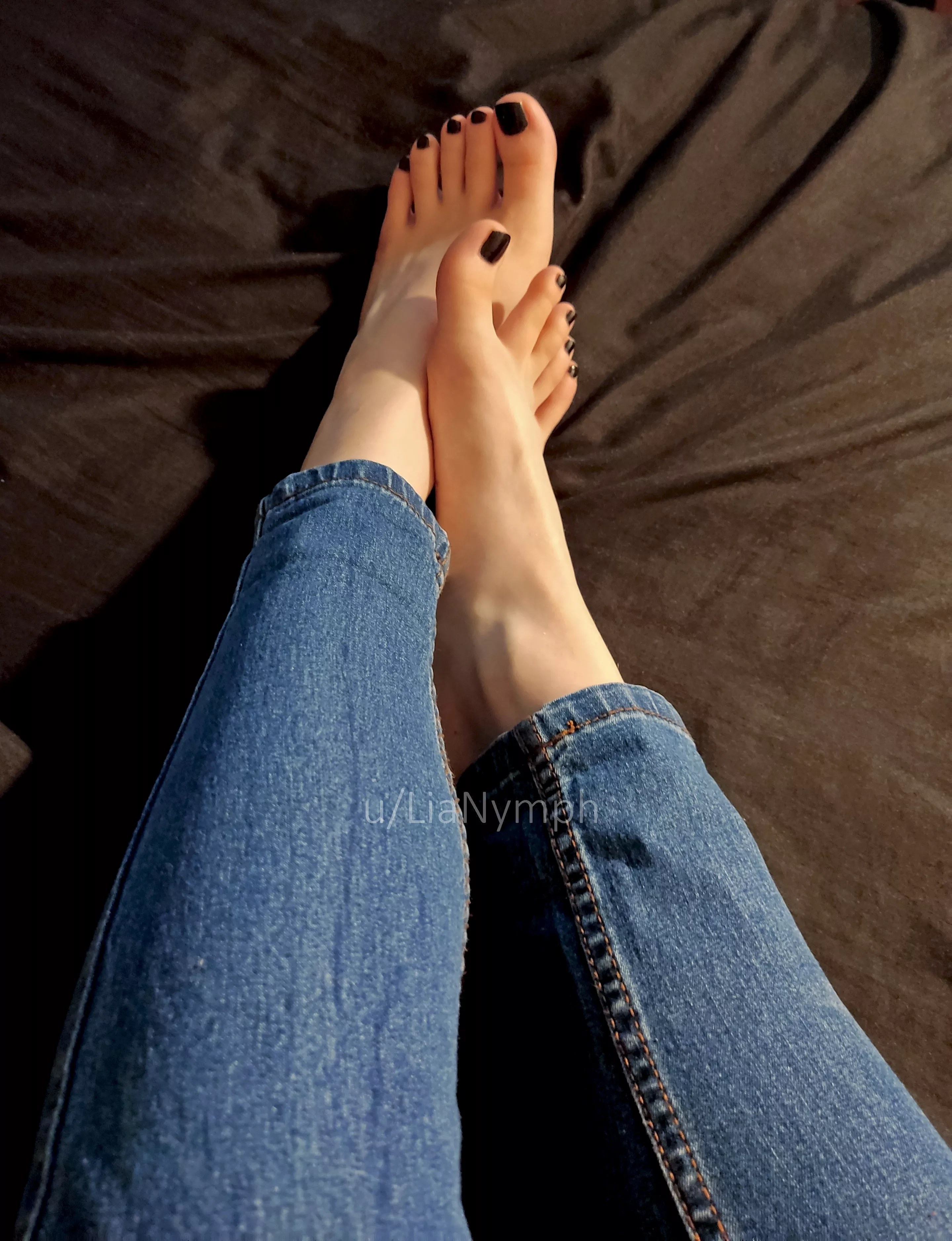 Does anyone like black polish as much as I do? 🖤 [oc]