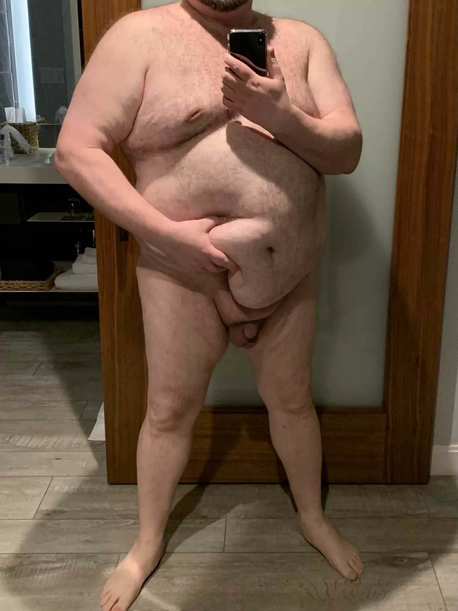 Does it help if I lift my gut out of the way?