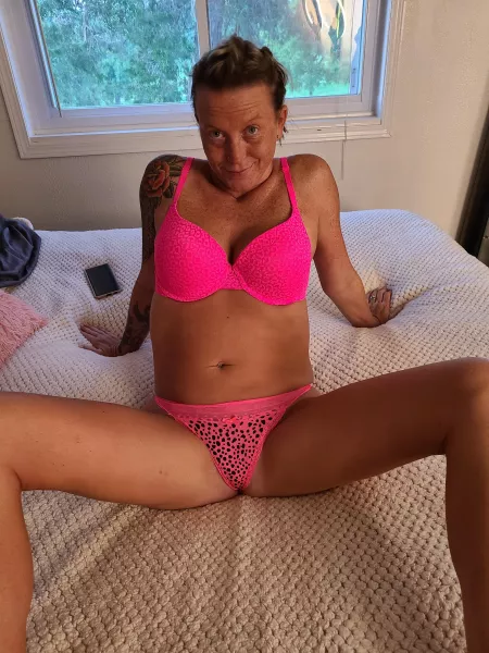๐does my bellybutton look good in this outfit
