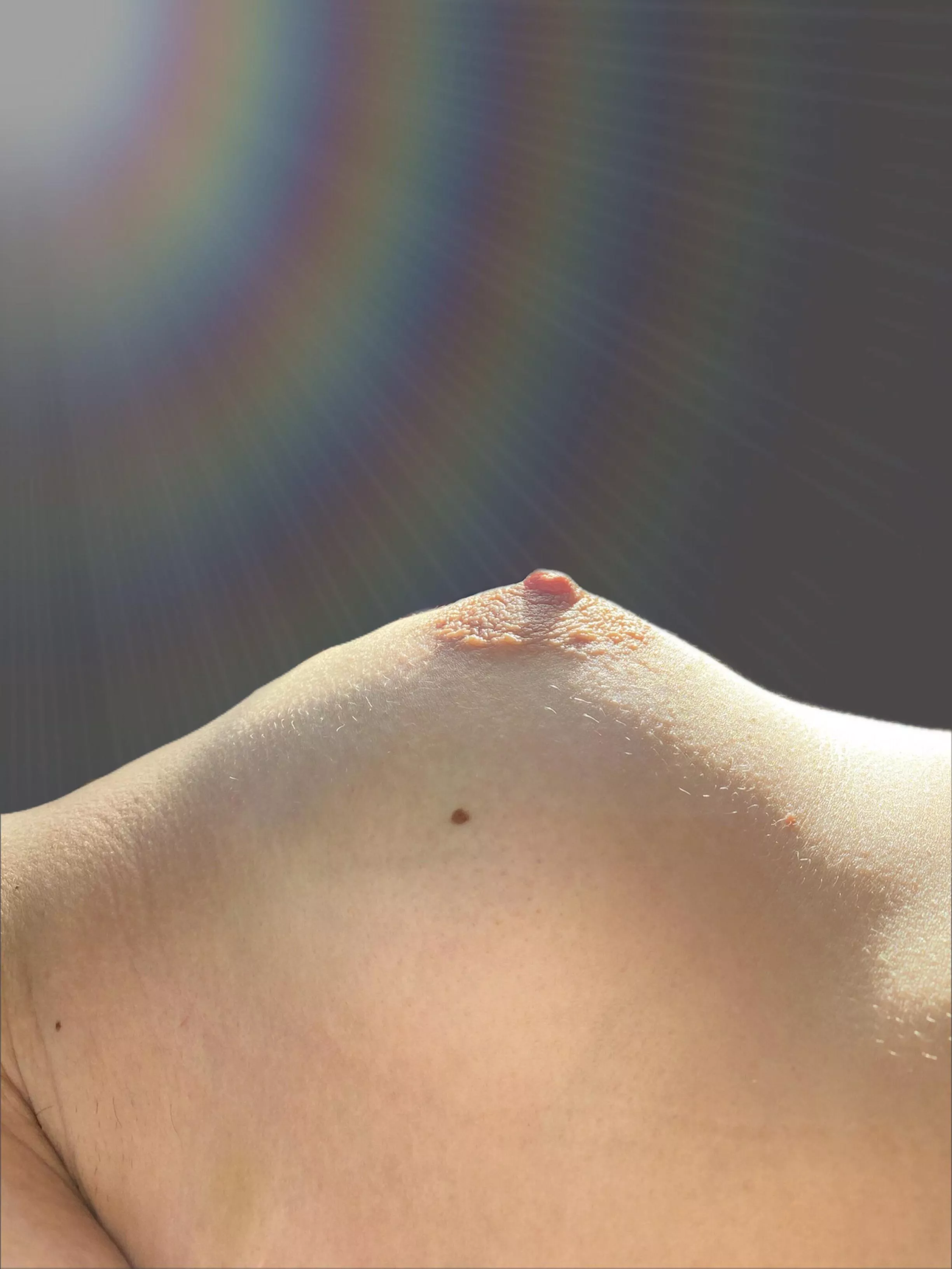 Does my boob deserve your attention 😈