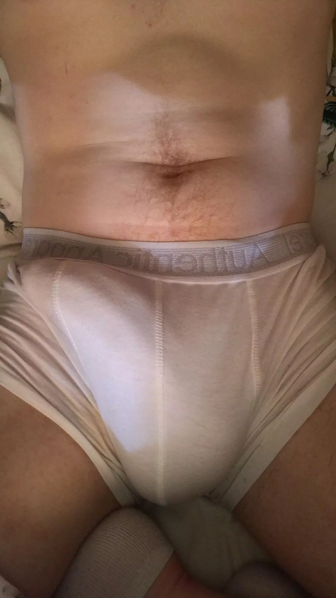 Does my cock look fat and uncut in this :/