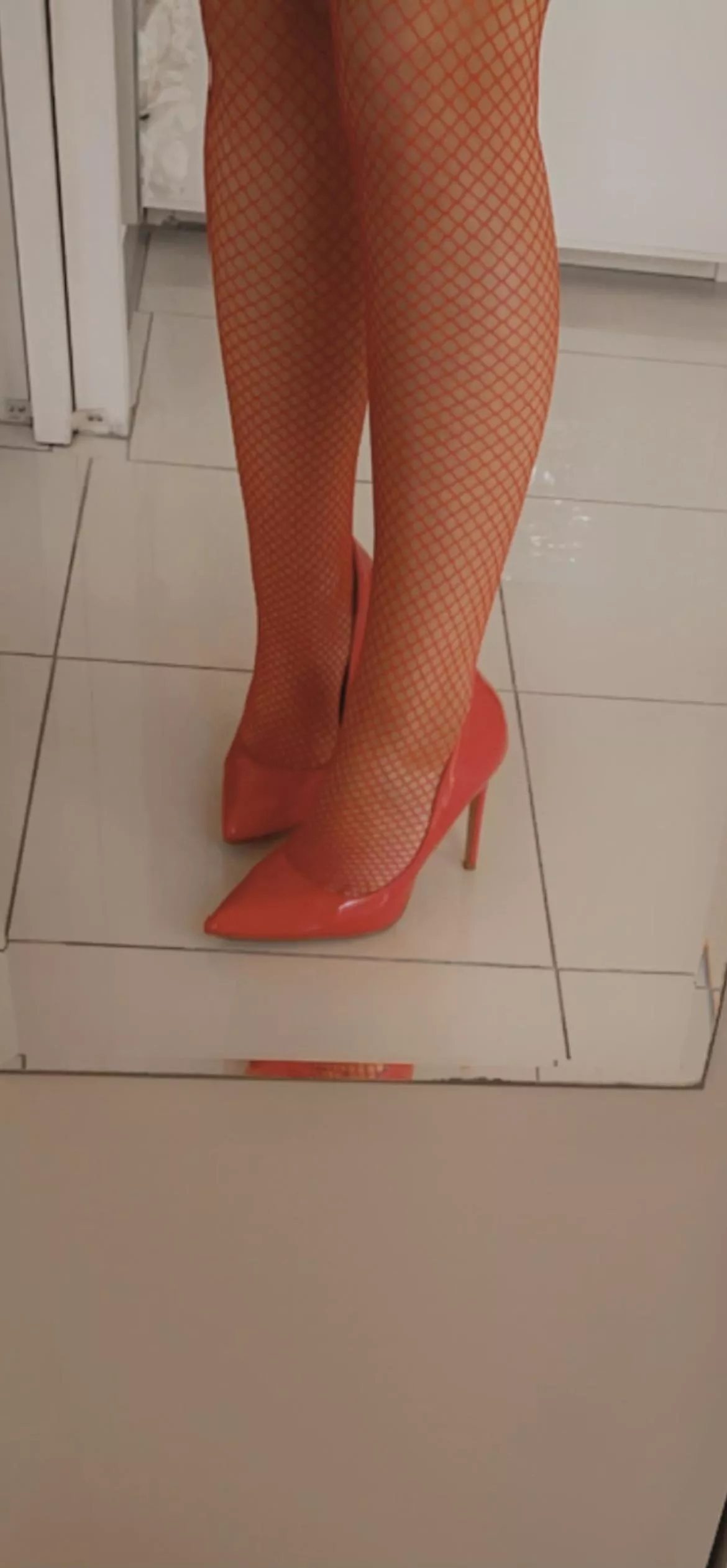 Does red on red turn you on baby ?