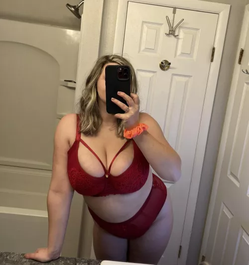 Does this 36K bra make my boobs look big?