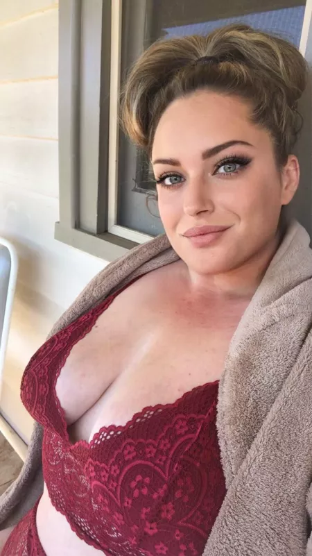 Does this colour look good on me? ❤️