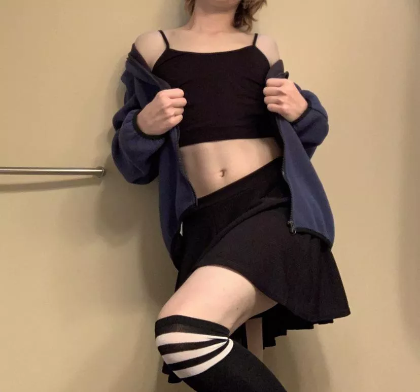 Does this outfit look good?