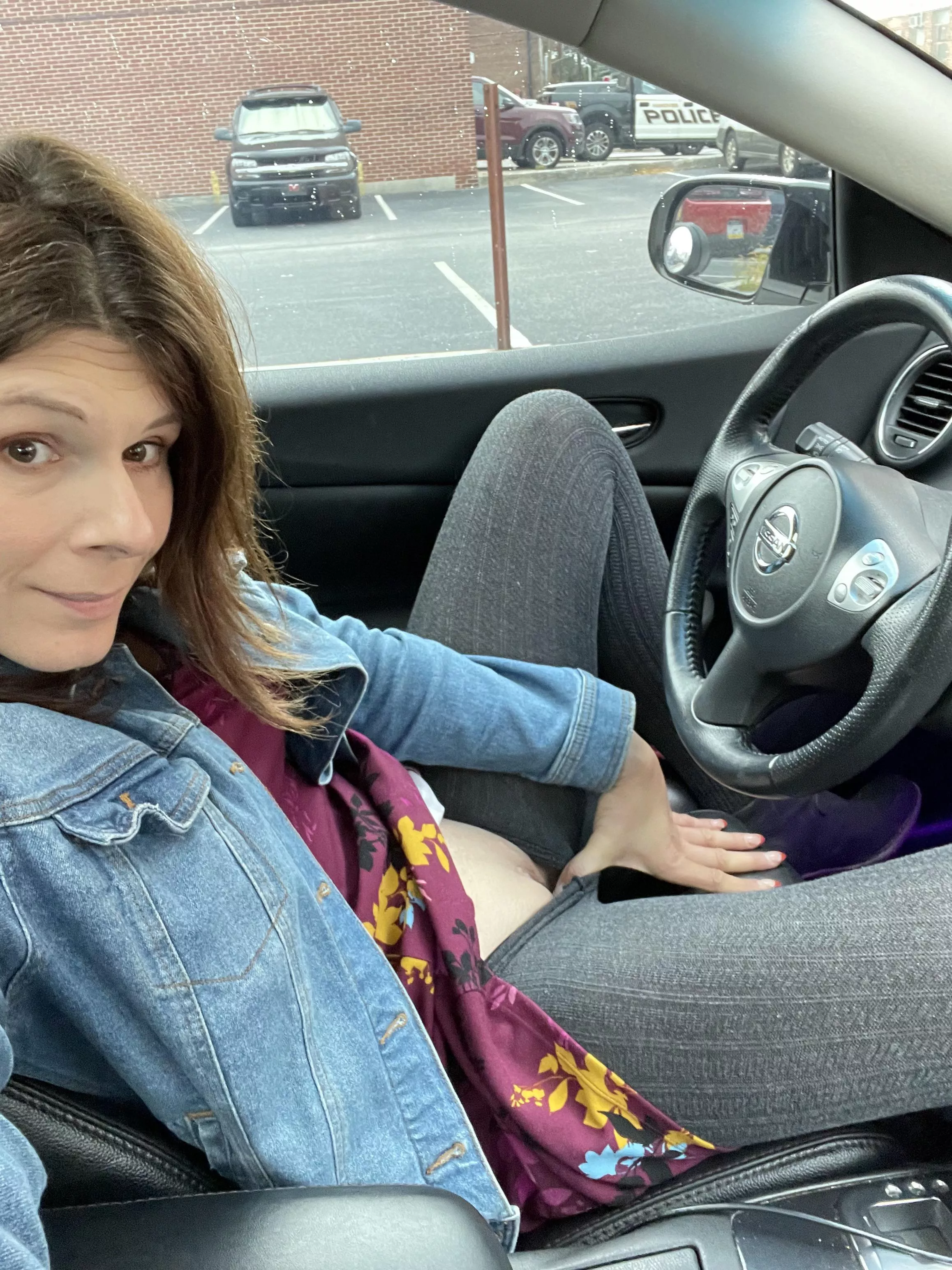 Doesn’t matter who might be watching (39F) Doesn’t matter who might be watching (39F)