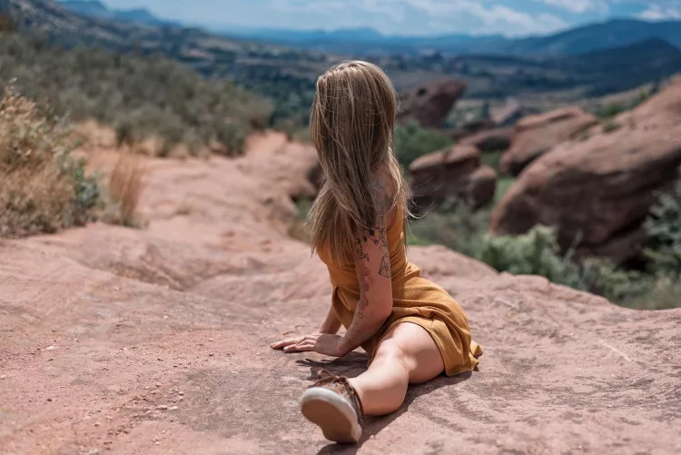 Doing leg splits where it's warm