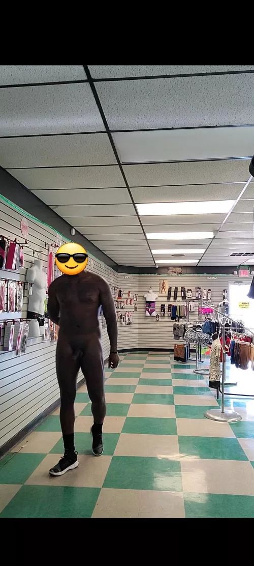 Doing some Valentines Day shopping 😁