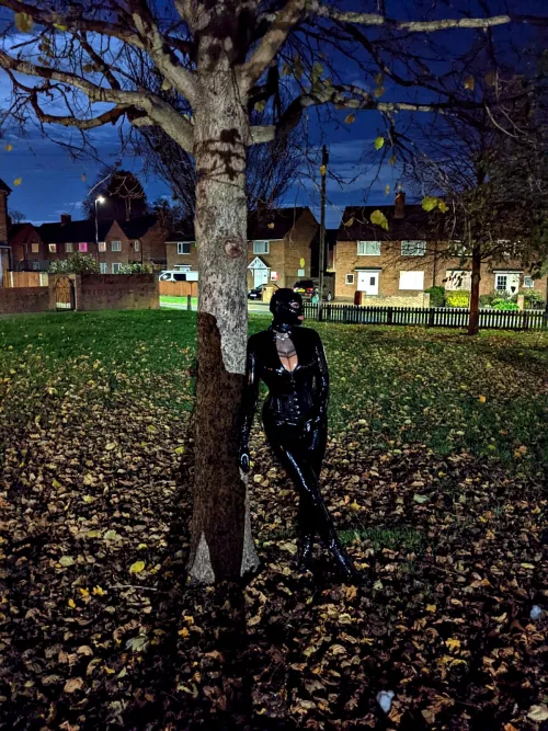 DOLLIE - THE ONLY RUBBER DOLL IN THE NEIGHBOURHOOD