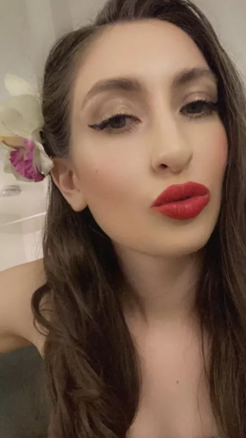 [domme] just your usual reminder that you’re a tiny shrimp bitch who’s only purpose in life is to serve me like the slutty little bitch that you are