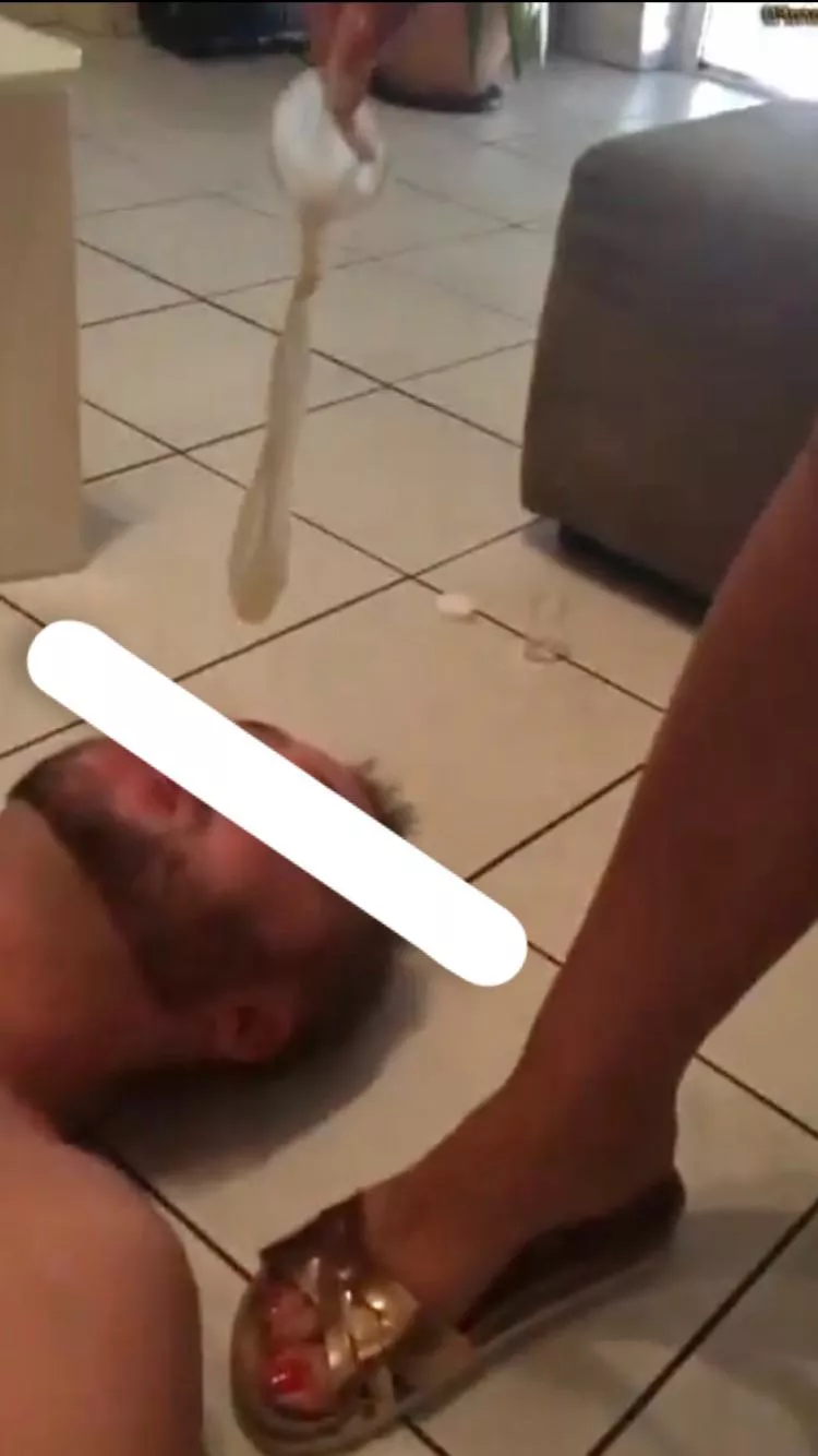 [Domme] Making him eat my fit young bull’s cum ✨✨