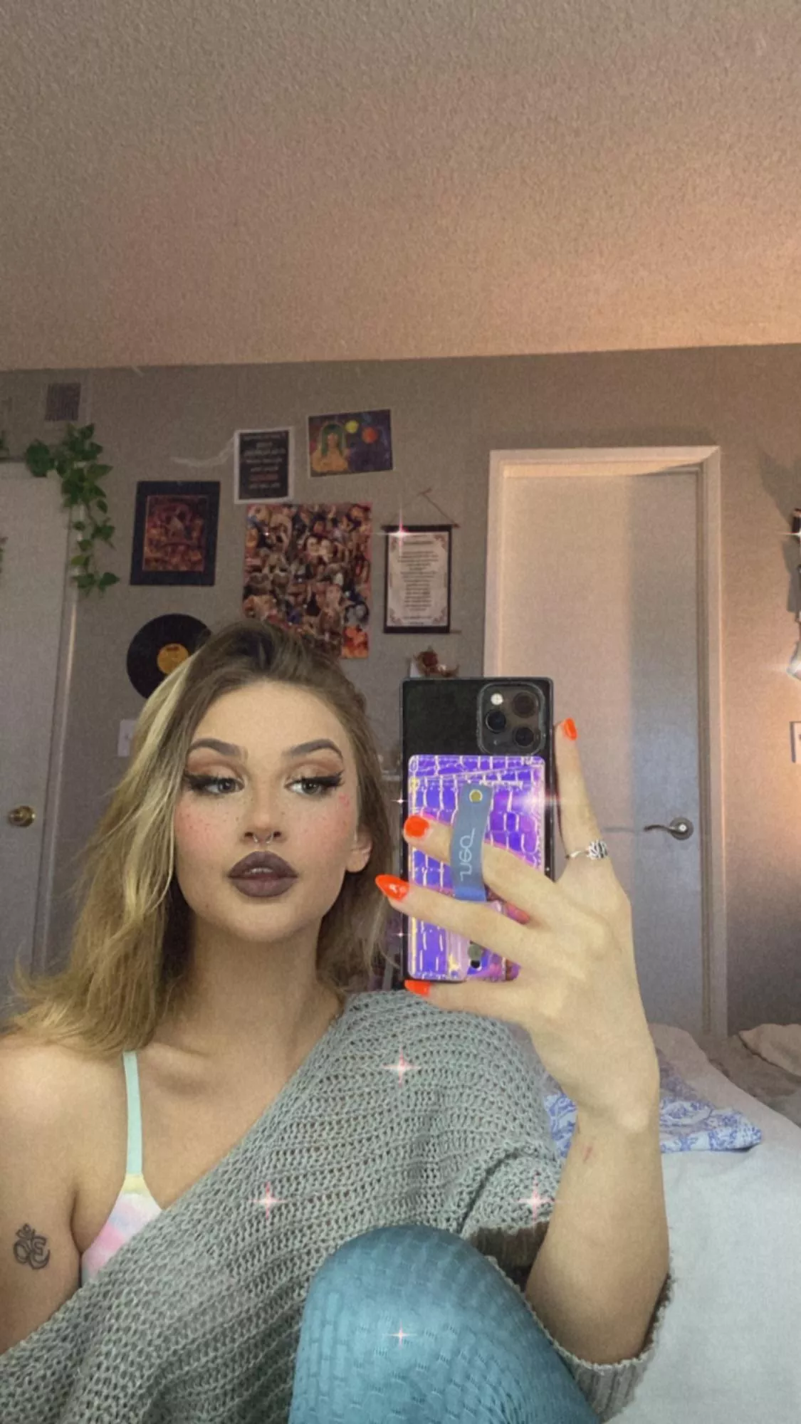 [domme] pay for my attention