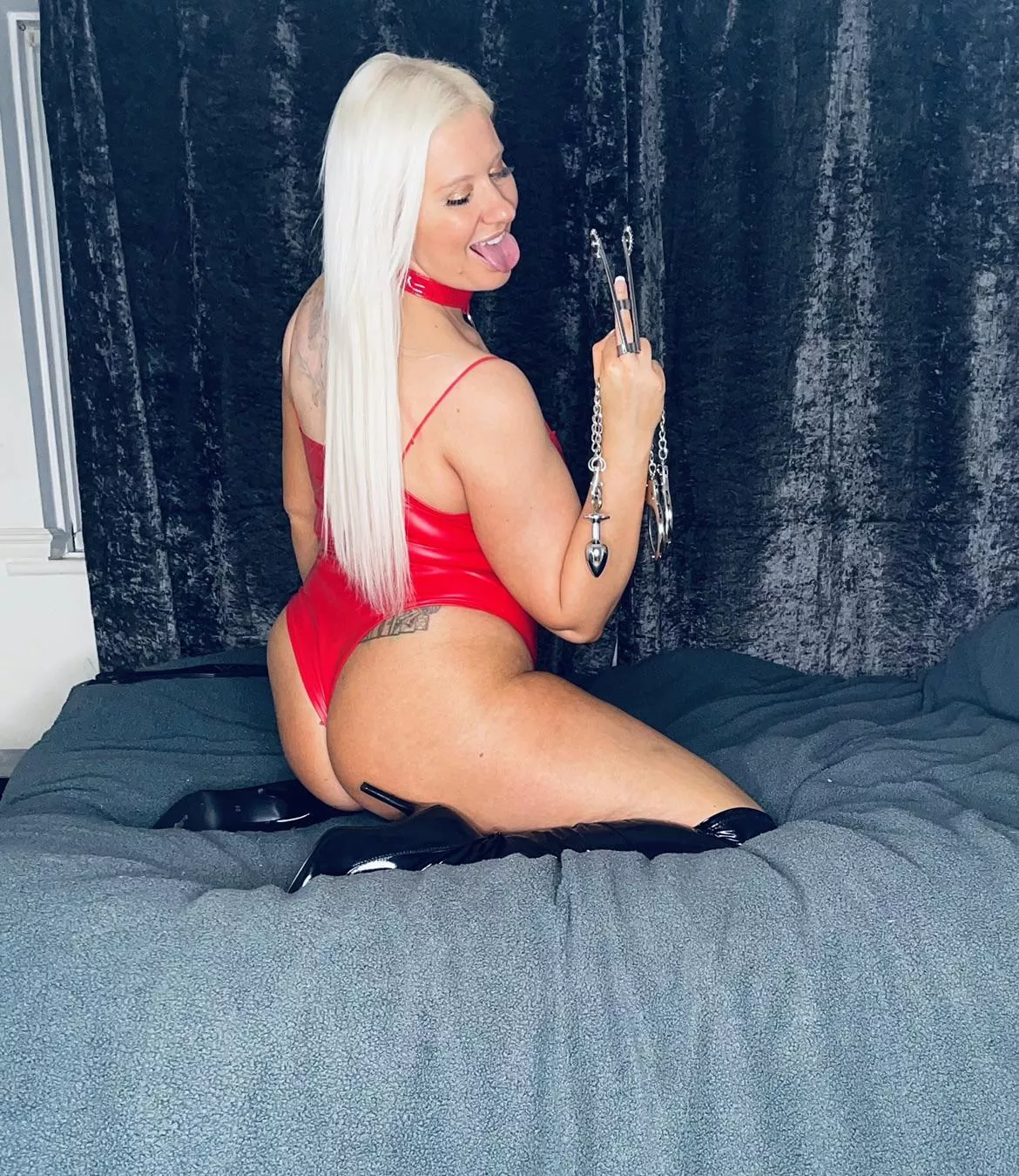 [domme] Your tiny clit and balls mean nothing to me, destroying your boi pussy is my main focus