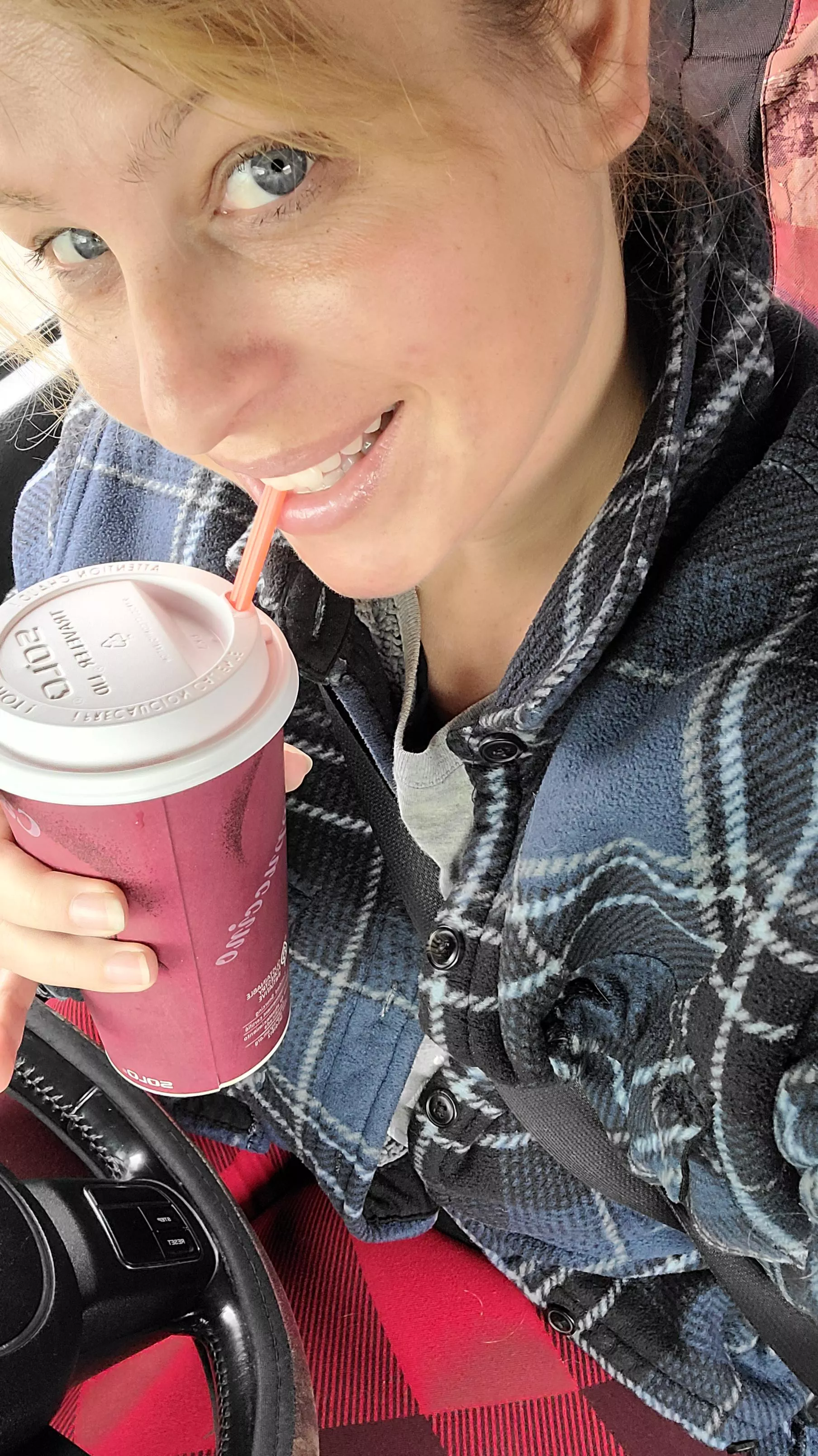 Done with number two of 12 hr shifts...๐switched it up 20 Oz white raspberry quad shot๐ happy Sunday Done with number two of 12 hr shifts...๐switched it up 20 Oz white raspberry quad shot๐ happy Sunday
