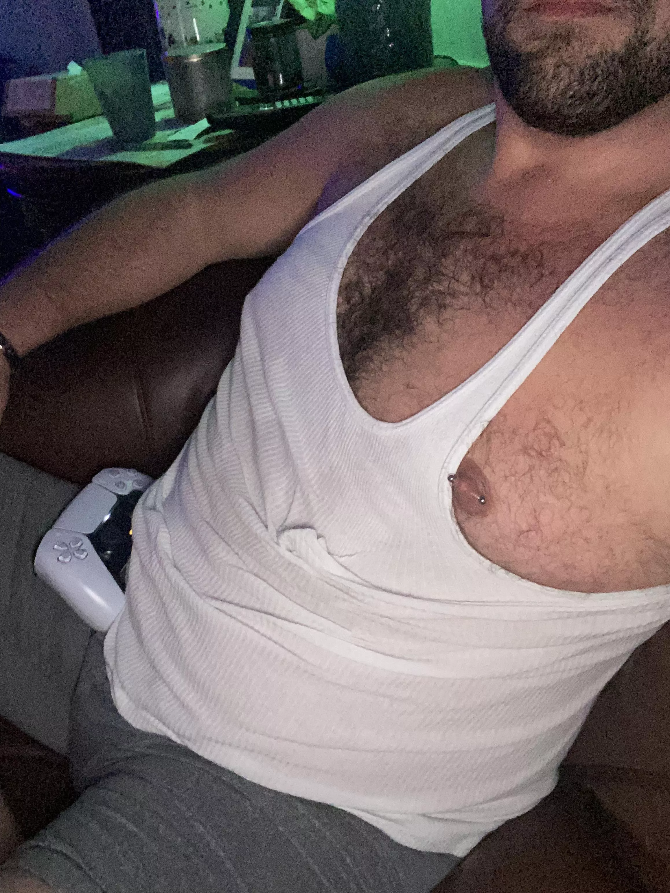 Don’t get a lot of upvotes here am I not a chub??