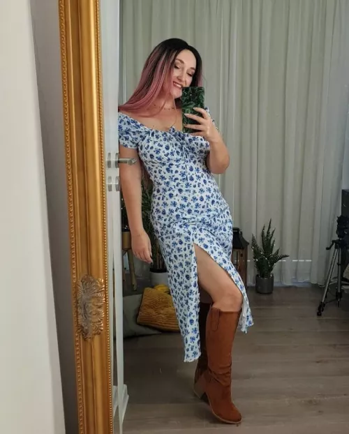 Don't hold back...please tell me. Would you let me ruin your orgasm? Maybe give you some instructions on how to rub your dick for me? Or would you play with your cum for me? Or maybe...just maybe fuck my thick ass and make a cream pie