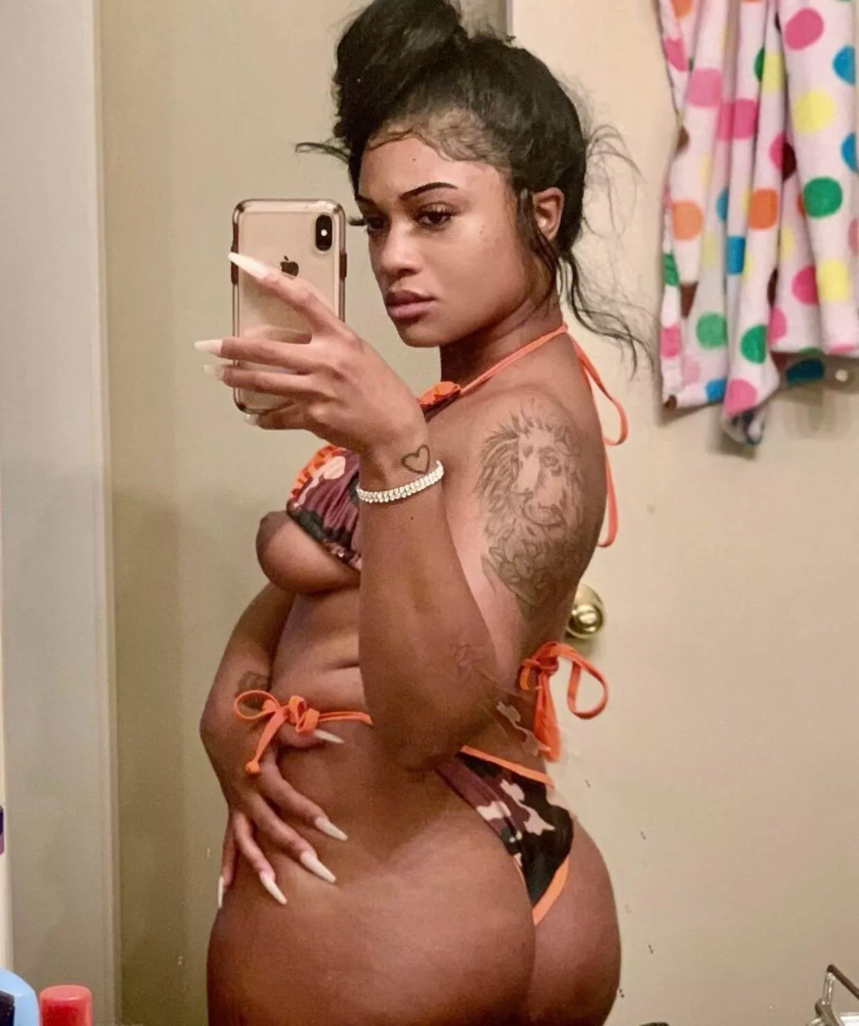 don’t know a better month to constantly show my fat n***** ass & tits off to white men 🥰 KIK// FineAssSub