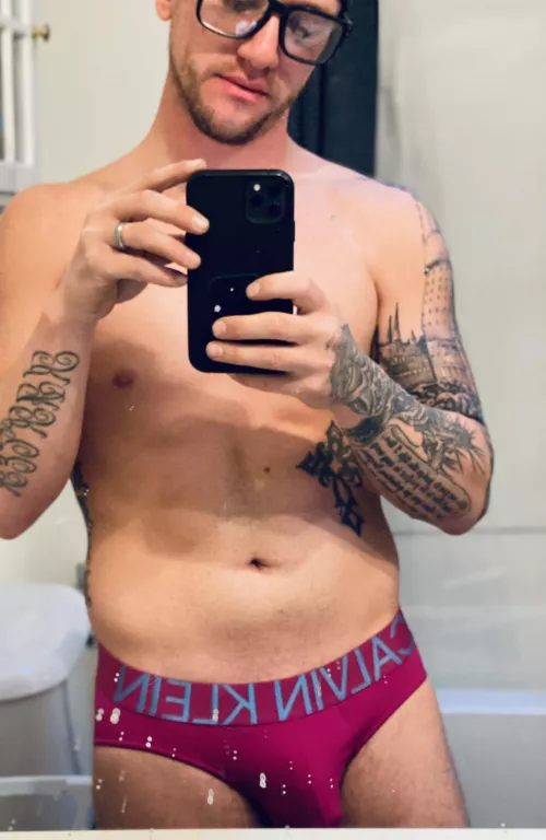 Don’t mind the mirror 🤷🏻‍♂️