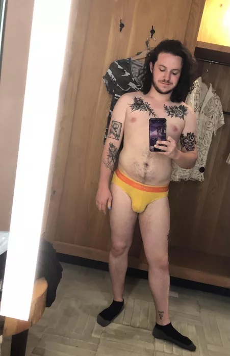 Donβt usually post pics like this but felt incredibly attractive to myself here