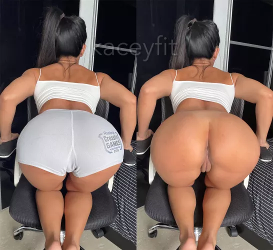 Don’t we just love grey booty shorts? [F]