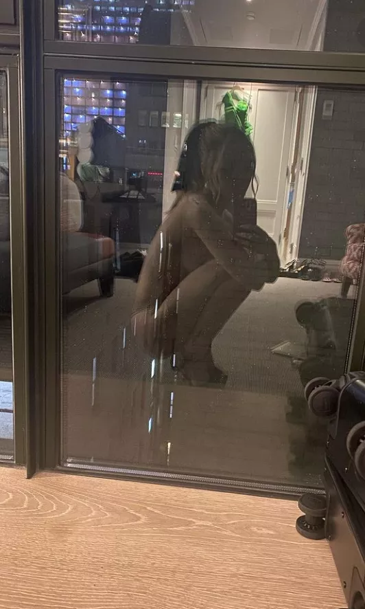 Dove Cameron Nude Selfie