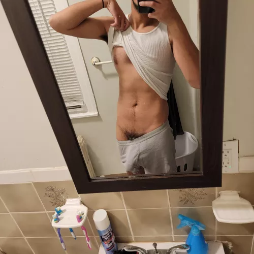 Down to swap pics with anyone interested