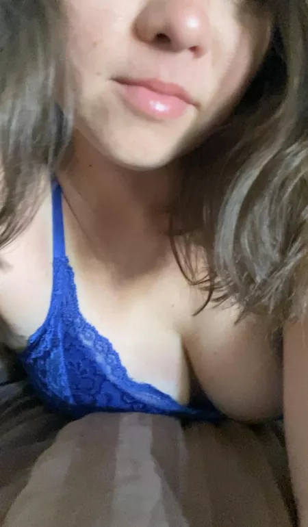 Dressed up in some special lingerie and waiting for Daddy to get homeβ¦ π₯